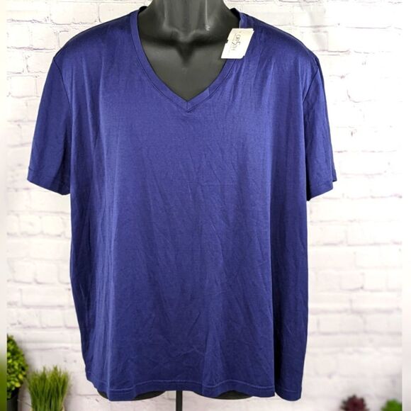SAKS FIFTH AVENUE V-Neck Essential Fit T-Shirt - Picture 1 of 5